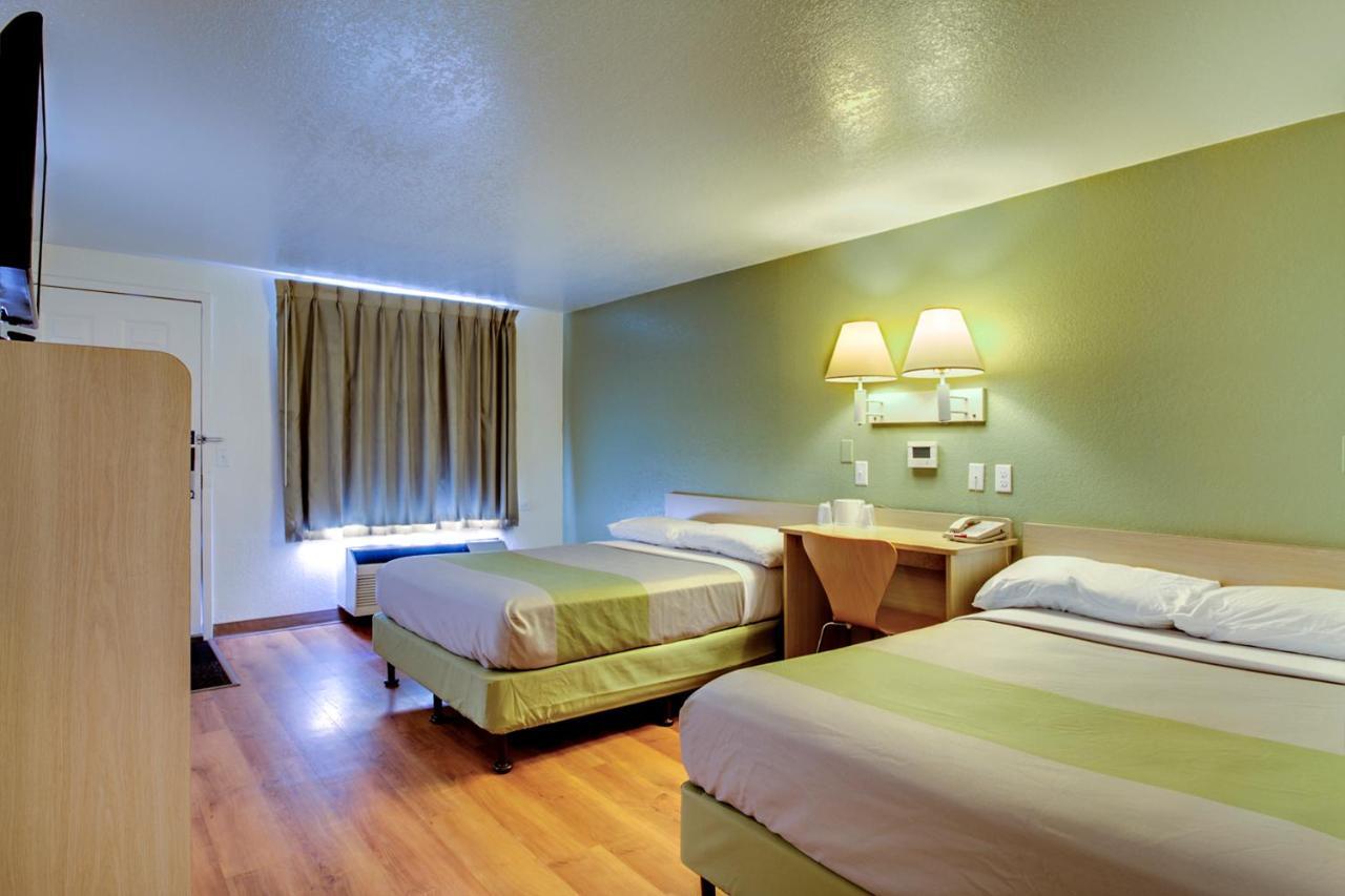 Rodeway Inn Windsor Mill Quarto foto